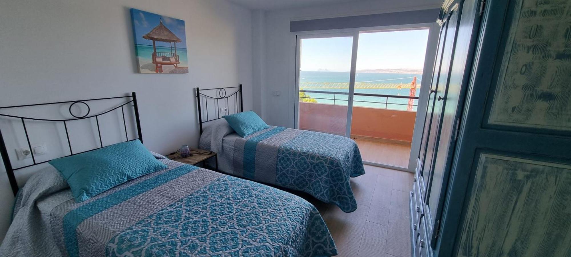 Apartamento Playa Del Cristo Estepona Extérieur photo